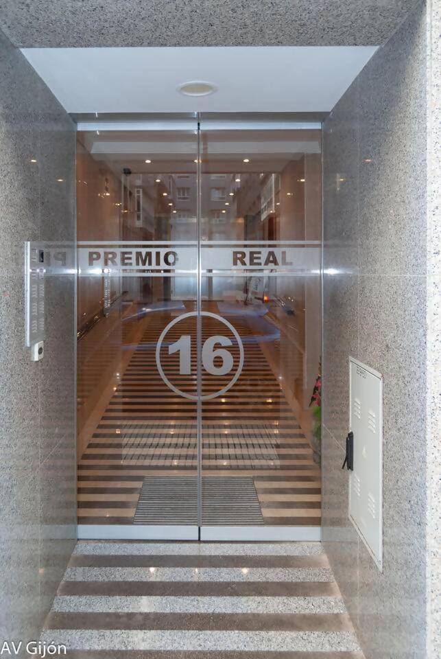 Av Premio Real 16 Apartment Gijon Exterior photo